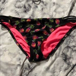 Bathing suit bottoms